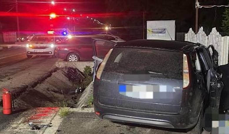 Botoșănean „rupt” de beat a provocat un accident și a fost reținut de polițiști