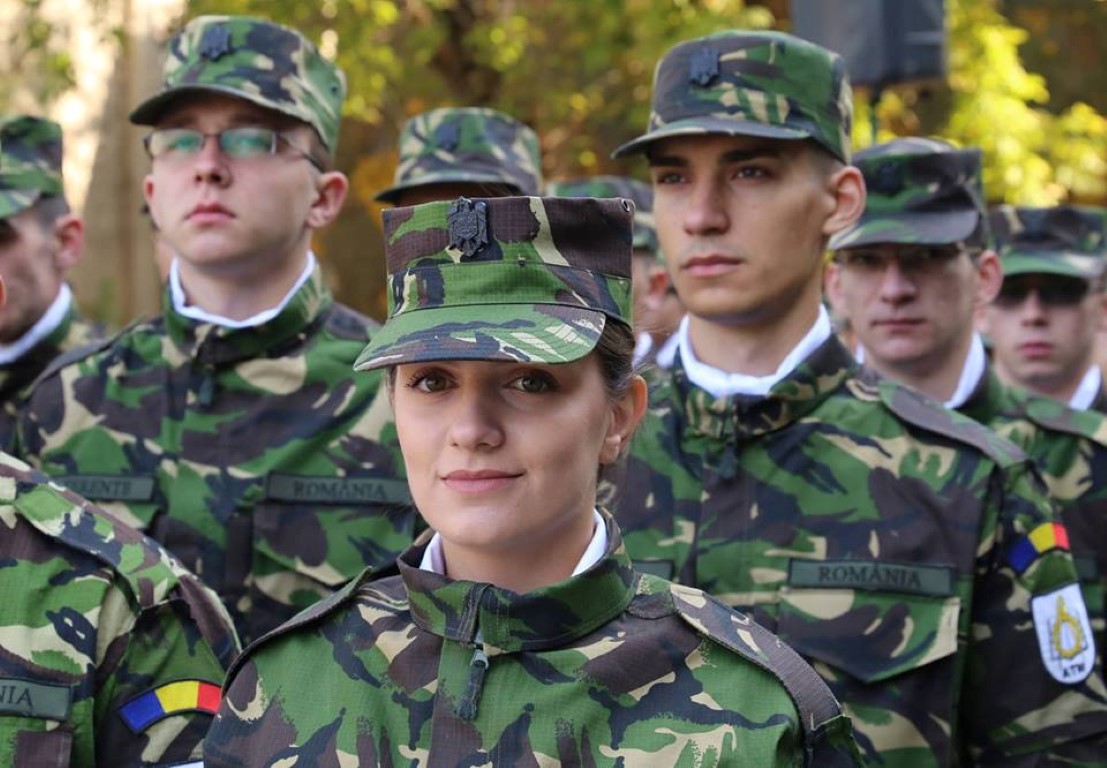 Vrei să îmbraci uniforma militară? Sute de locuri sunt disponibile 