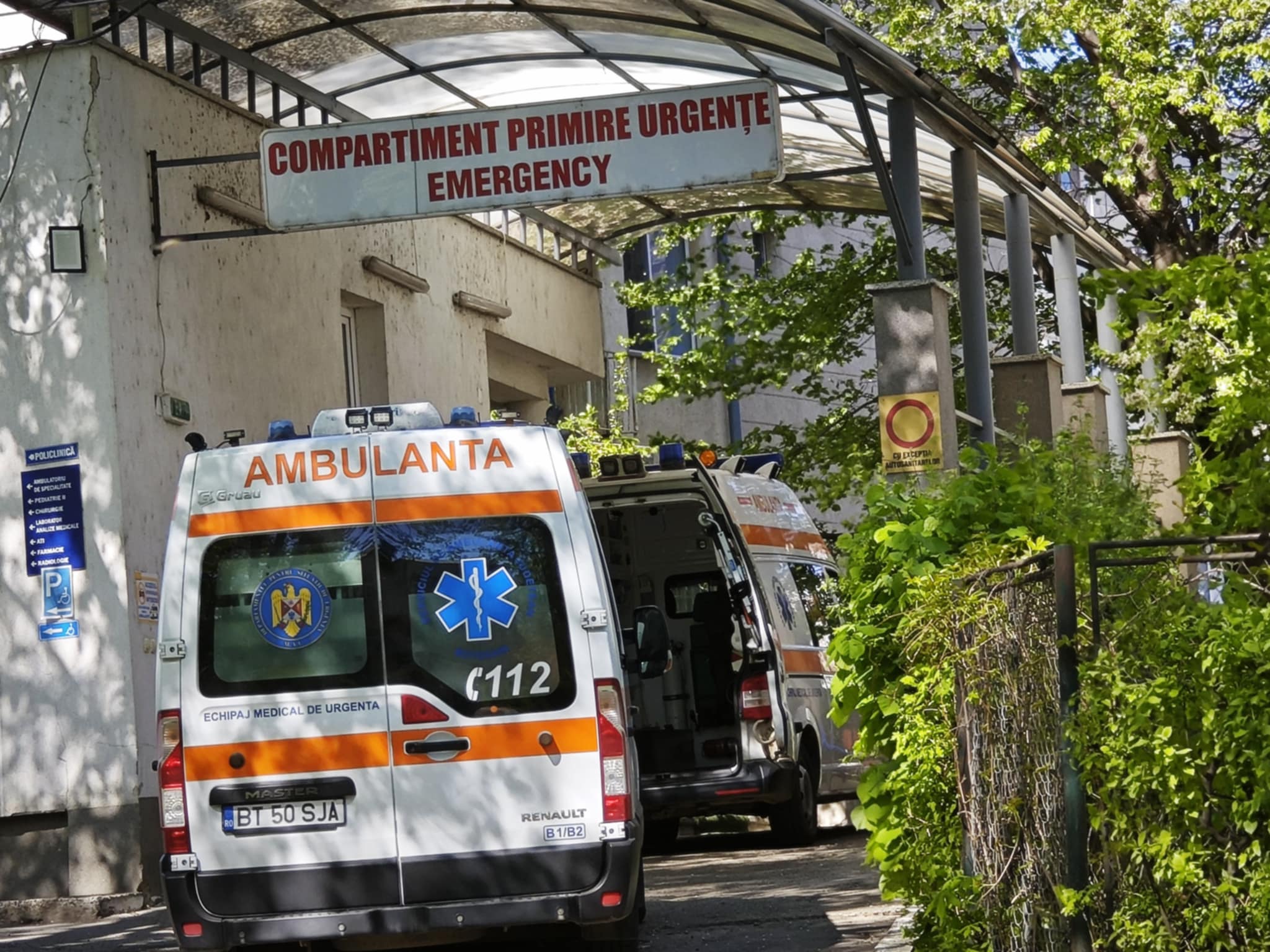 Ajutor cerut pentru o familie din Botoșani, tatăl este internat cu bebelușul în spital: Mama se tratează la domiciliu 