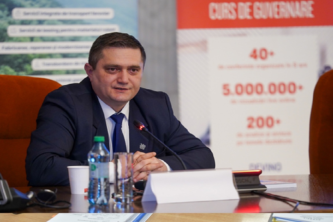 Inițiativă USR pentru protejarea copiilor: sistem național de verificare a vârstei pentru cumpărături online de alcool și tutun