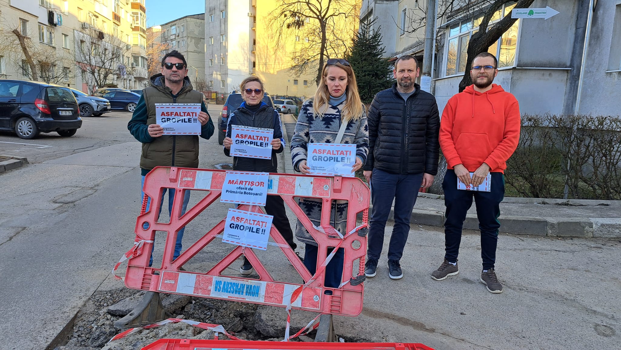 USR Botoșani cere autorităților: Asfaltați gropile!