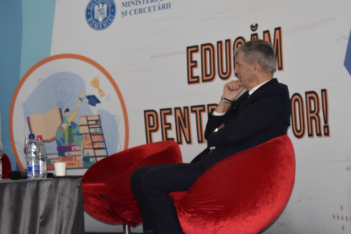 Cum i-au surprins directorii pe Iftime la întâlnirea cu oficialul ministerului – VIDEO