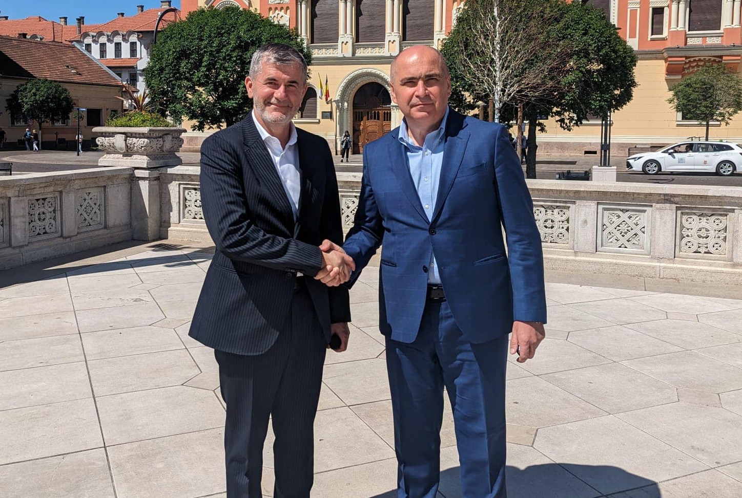 Iftime îl cheamă pe Bolojan la Botoșani: Nu l-aș invita să vadă fotbal, l-aș invita ca să vadă cum e cu rețeaua mea de gaz 