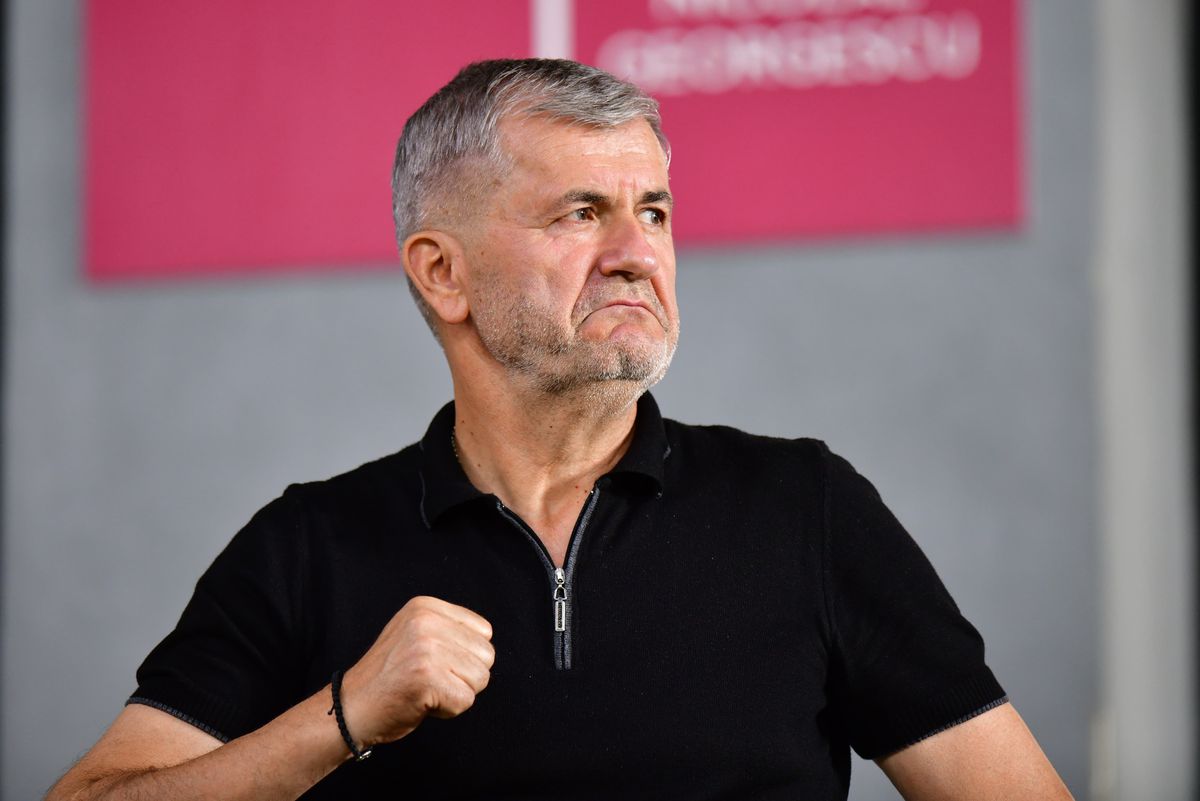 Iftime, replică pentru Rădoi: Vestiarele sunt din 1970; Să se considere norocos că a făcut egal cu noi