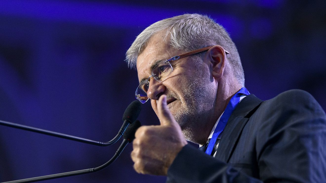 Iftime lăudat și de un „dușman”: E șmecher peste tot / Dacă faci avere la Botoșani, ești șmecher și la București