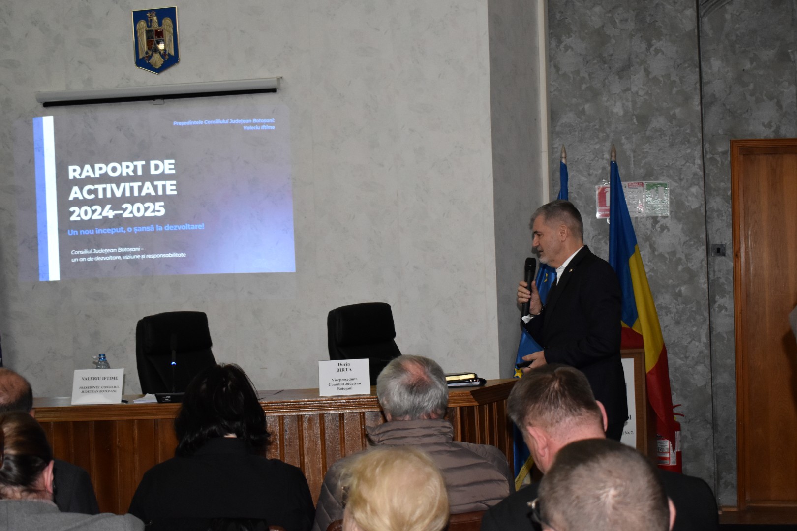 Iftime luat la întrebări de o PSD-istă cu sondajul din primul an de mandat: Am această putere de a plăti – VIDE0