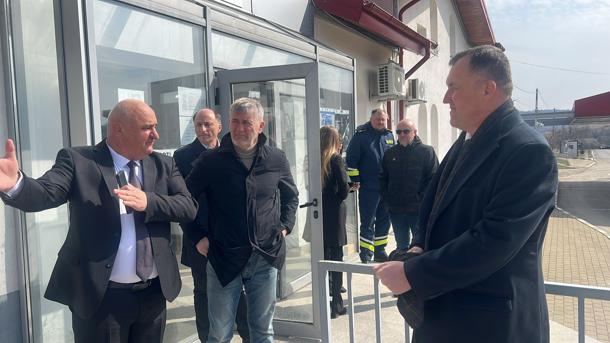 intalnire la vama racovat