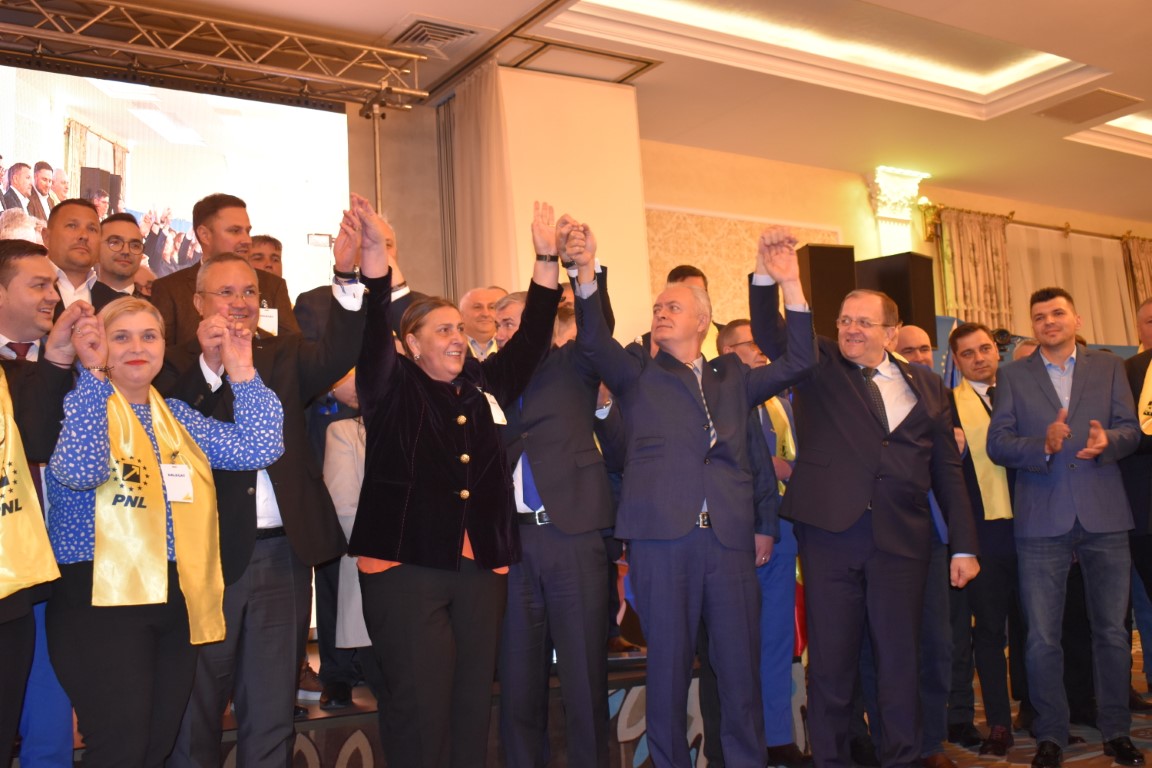 Zi neagră pentru familia Flutur, vărul Gheorghe a pierdut și CJ-ul și Primăria 