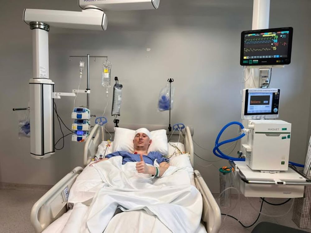 Tatăl unui copil de doar un anișor are nevoie urgent de operație 