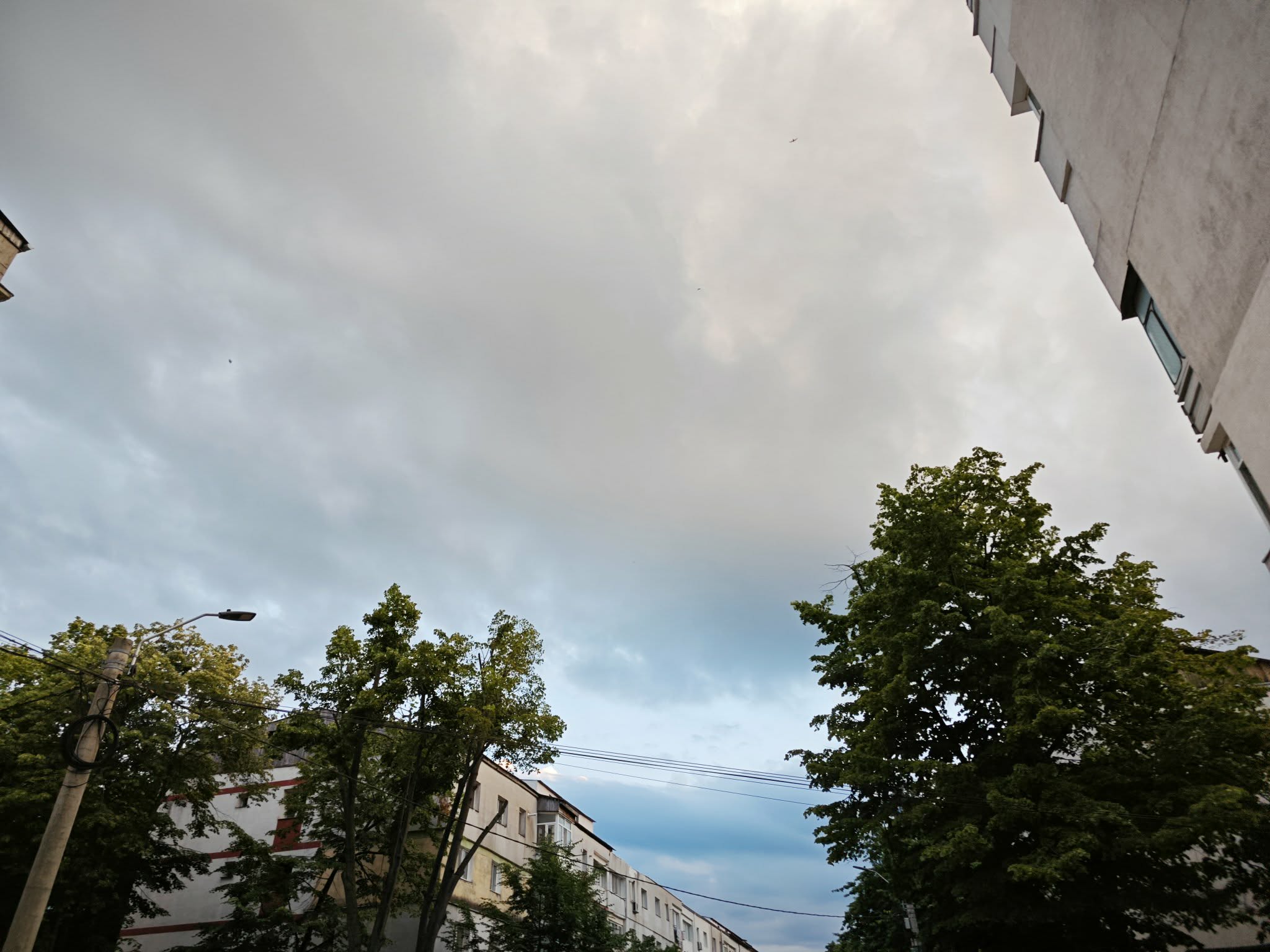vijelii anuntate de meteorologi