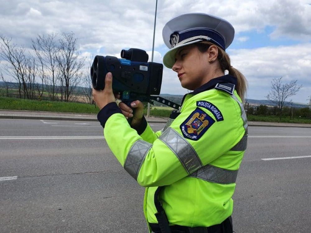 Vitezomanul minivacanței a fost dat jos de la volan, cu CÂT a fost prins circulând 