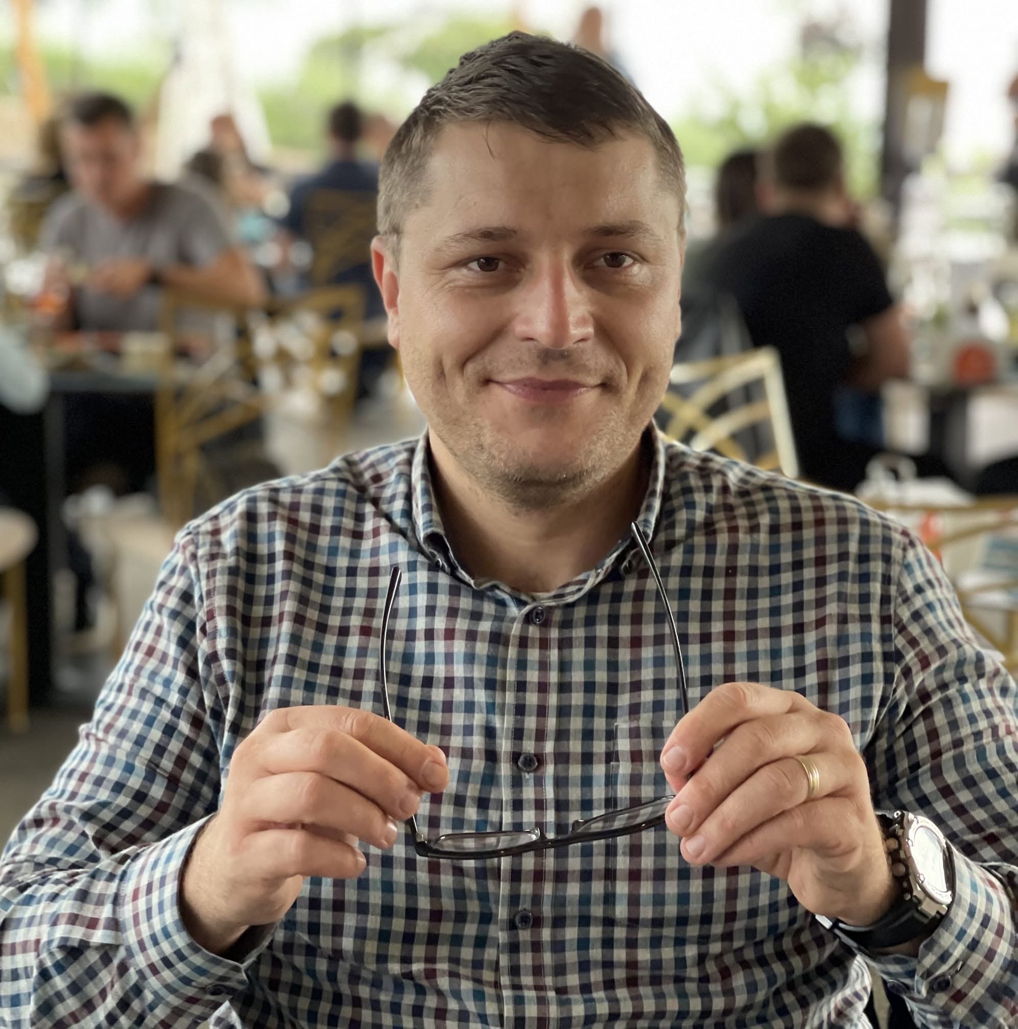Ministrul propus al Dezvoltării, Vladimir Ionaș, evită acuzațiile de legături cu PSD: „Asta mă face apropiat de PSD?”