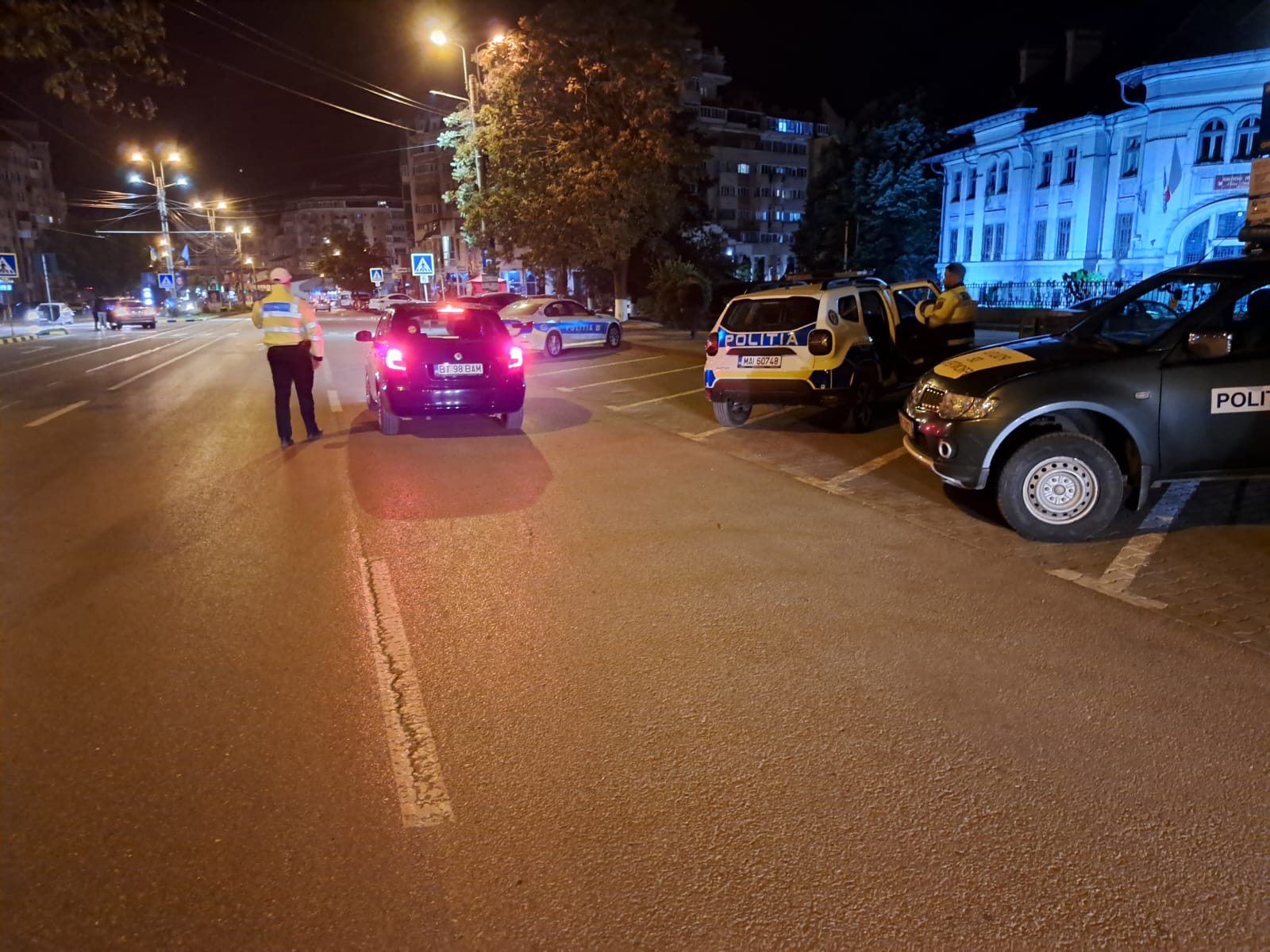 Sucevenii stau la coadă la amenzi aplicate în traficul din Botoșani 