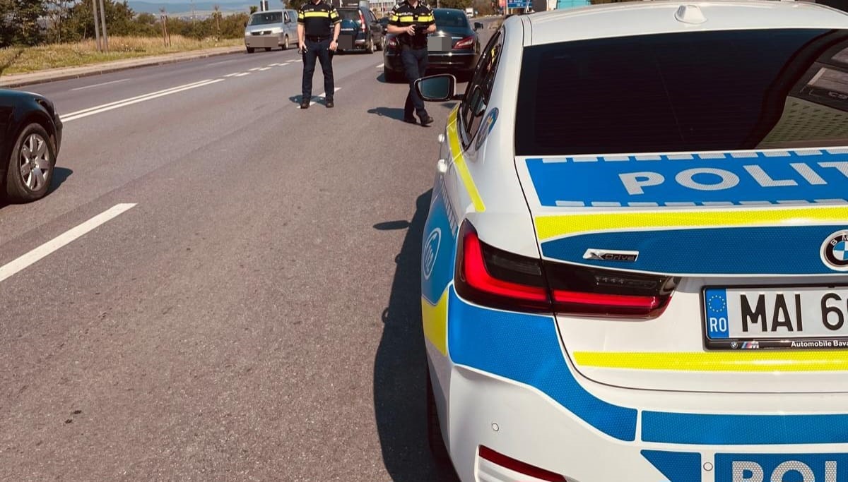 BLOCADA la Botoșani:  Amenzi de peste 100.000 de lei și permise reținute de polițiști