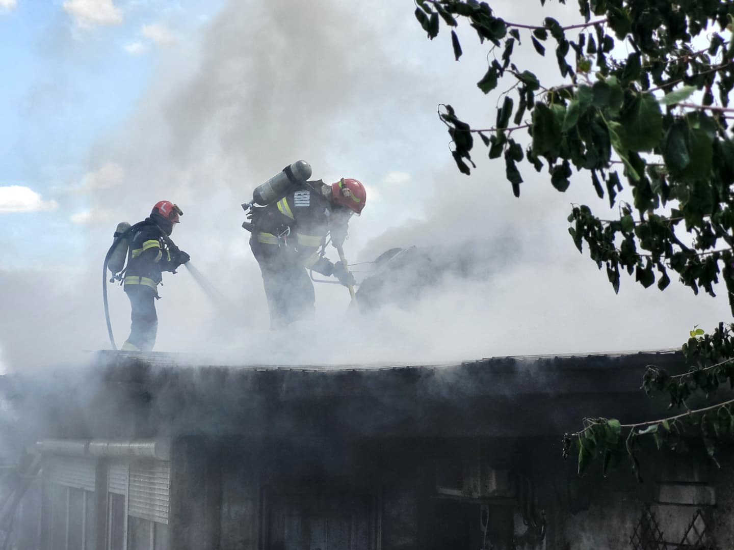 Peste 170 de incendii în șapte luni la Botoșani: TREI bărbați și-au pierdut viața