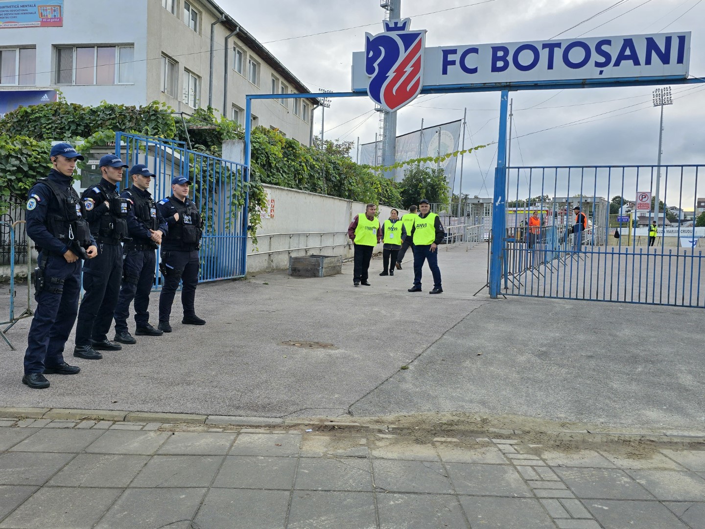 Jandarmii de la Bacău vin la Botoșani pentru meciul dintre FC Botoșani și „U” Cluj – MESAJ pentru suporteri