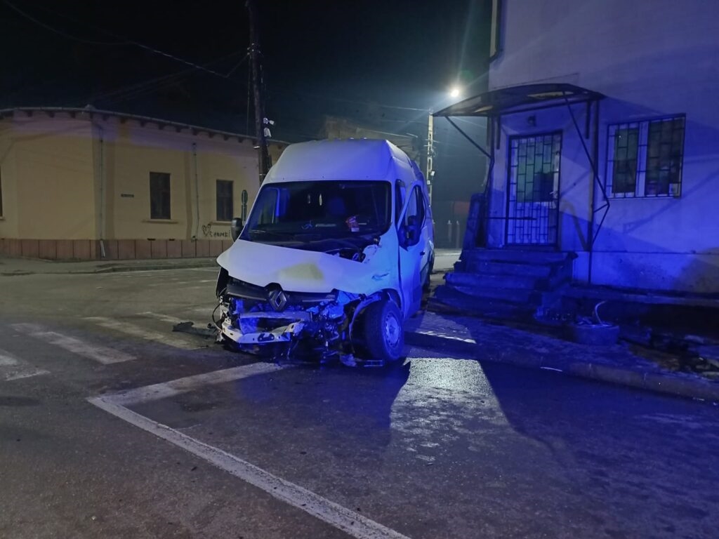 Un tânăr botoșănean a fost autorul unui accident rutier din Dolj soldat cu victime omenești 