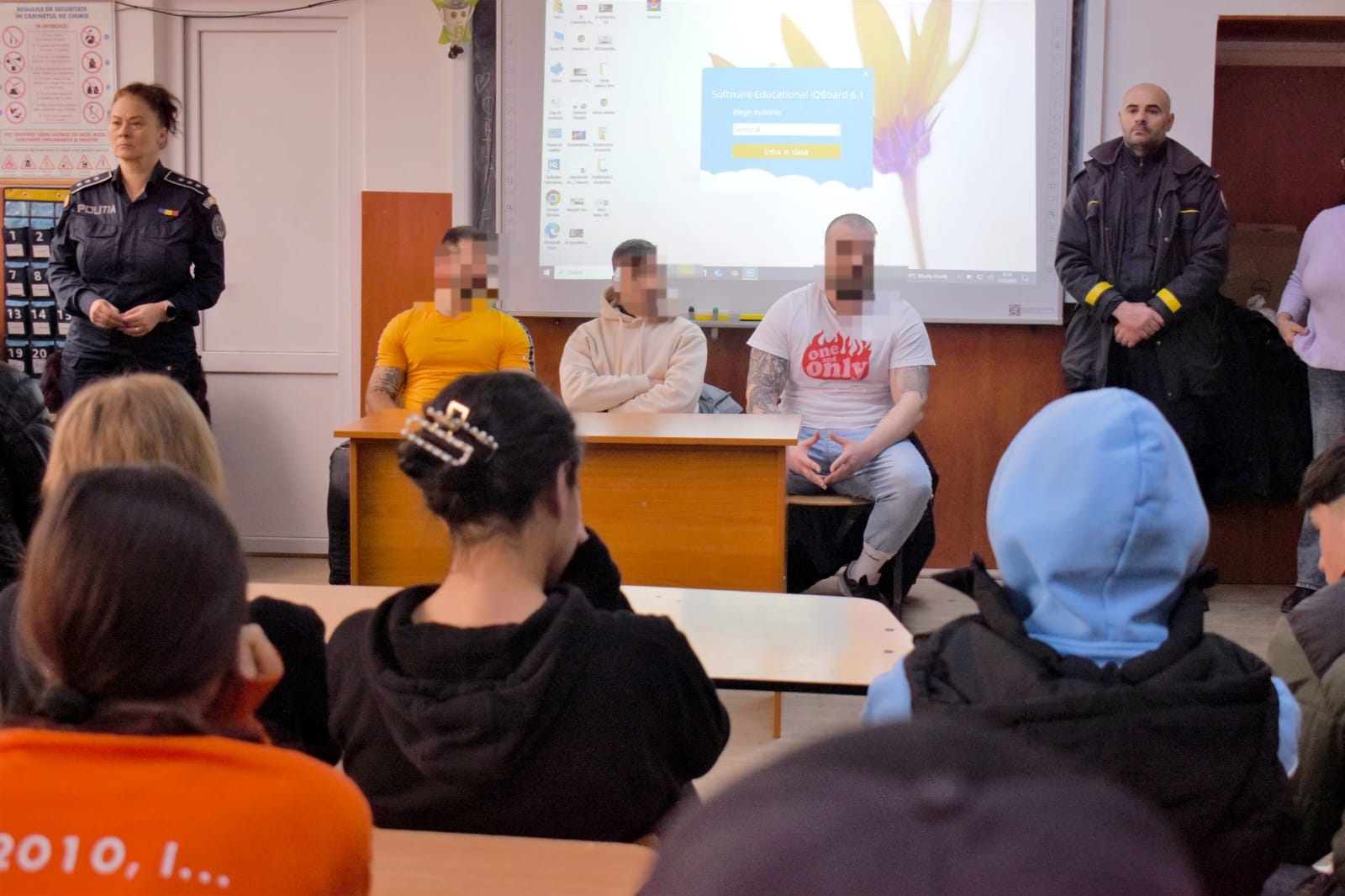 Campania „Adolescență fără delicvență” îi aduce pe elevi față în față cu deținutii