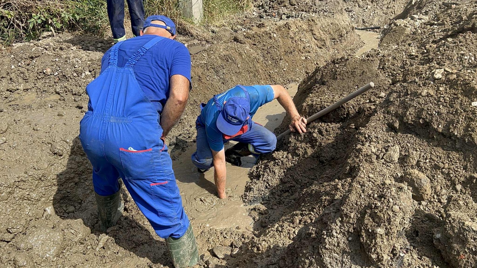 Lucrări la rețeaua de apă: Mai multe străzi din Botoșani rămân fără apă 