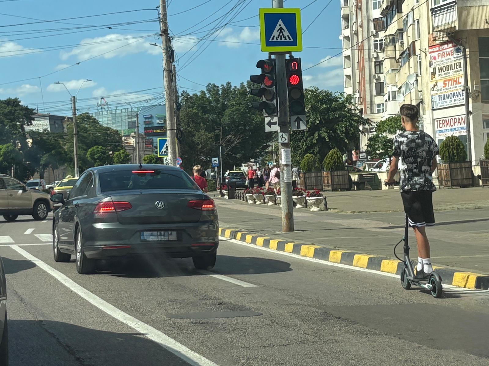 Razie pe străzile din Botoșani: Bicicliști și trotinetiști, amendați