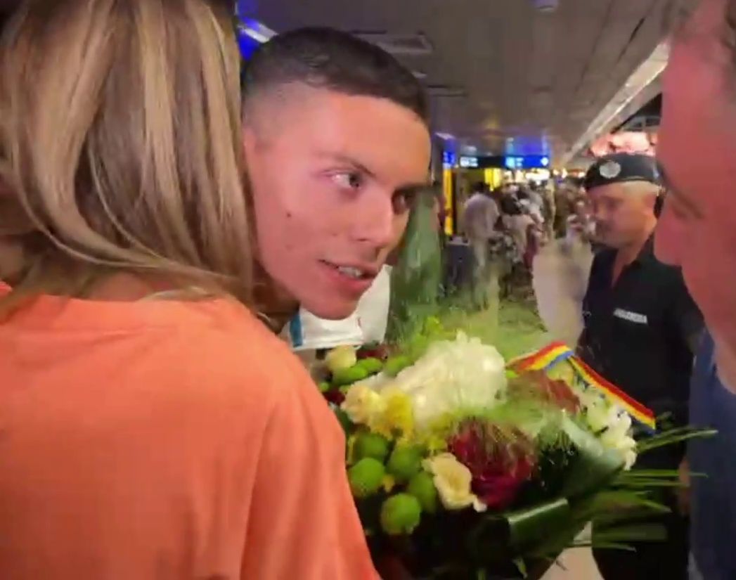 David Popovici, semnal de alarmă la revenirea din Singapore: "Statul nu face din sport o prioritate"