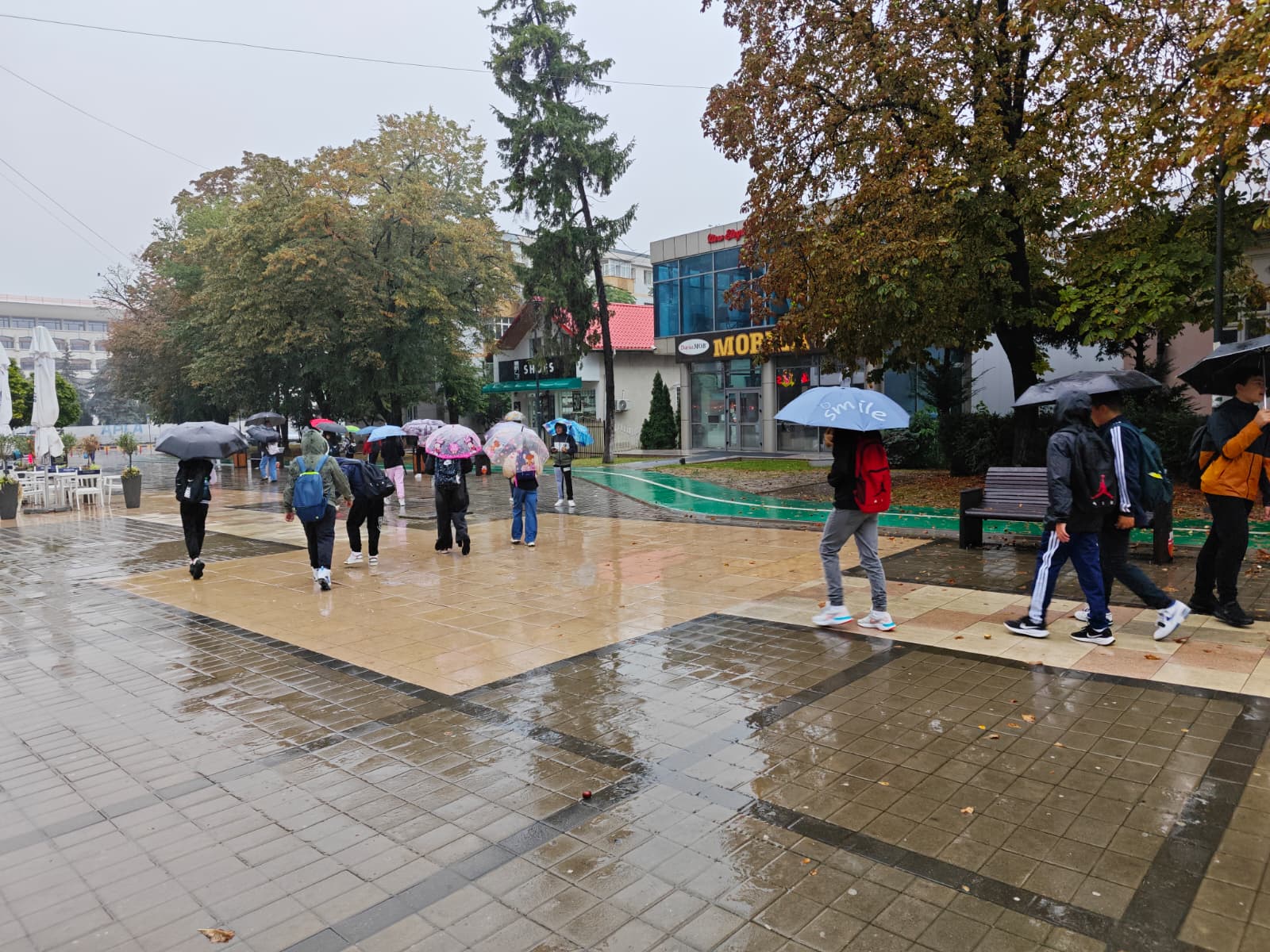 Prognoza ANM pentru următoarele patru săptămâni: Toamnă cu temperaturi oscilante și ploi frecvente