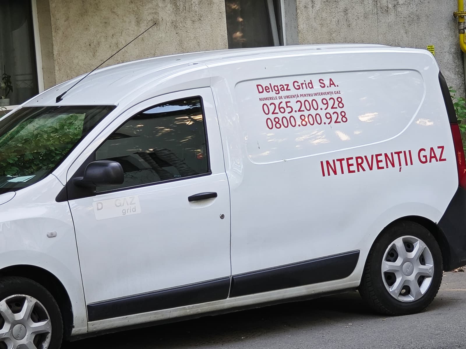 Delgaz Grid anunță întreruperi de curent pe multe străzi din municipiu