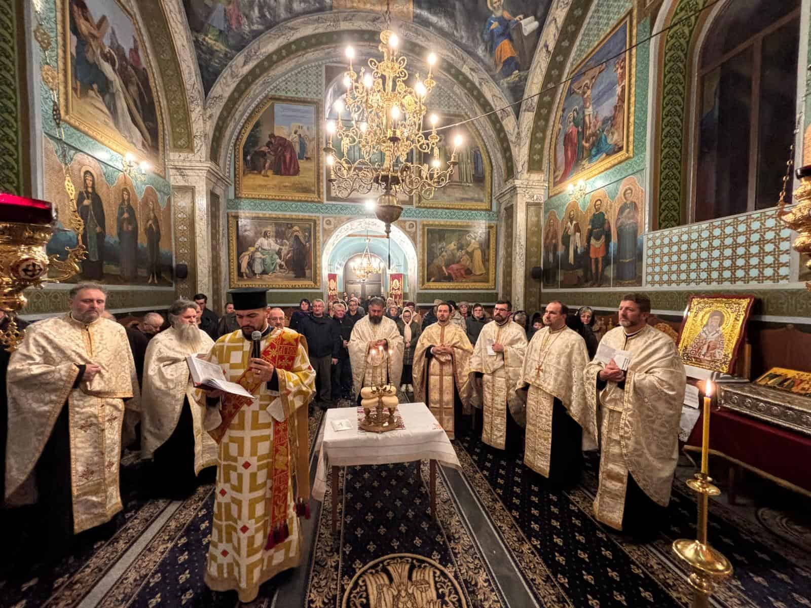 Sfintele Moaște aduc mii de credincioși în Protopopiatul Dorohoi: o săptămână de emoție și rugăciune