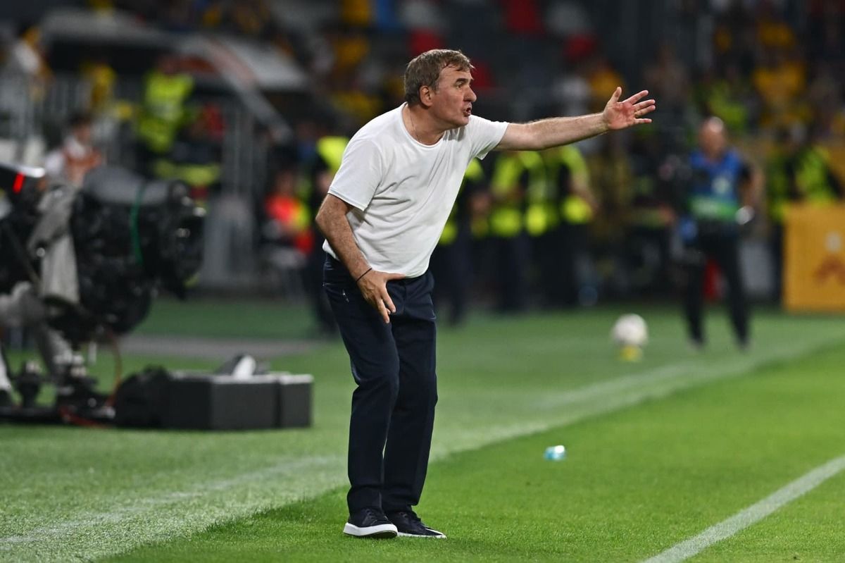 Suedia – România, LIVE de la 21:45. Echipele de start la primul meci oficial al lui Hagi + câți fani români vor fi pe stadion