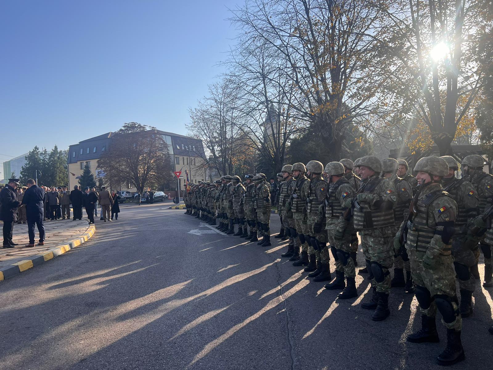 ACUM: Ziua Armatei sărbătorită în centrul orașului cu oficialități și militari – LIVE