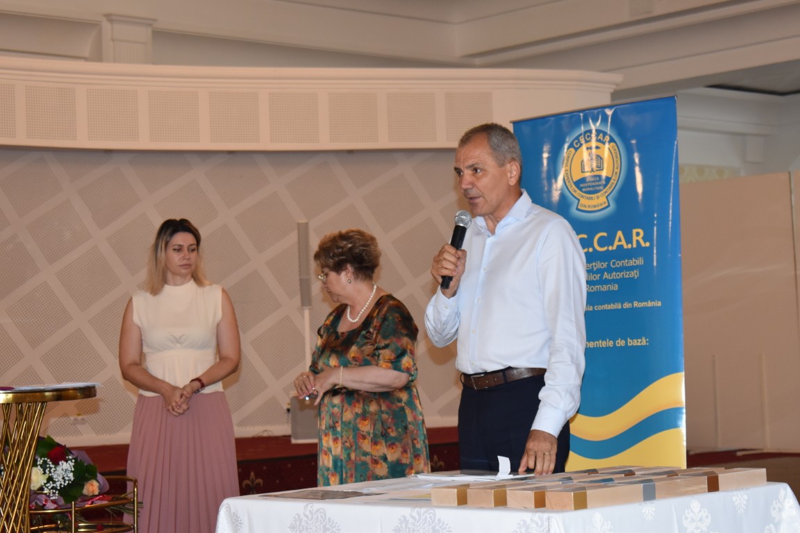 Director de bancă de la Botoșani, dezvăluiri despre tipurile de fraudă la plățile online – VIDEO 