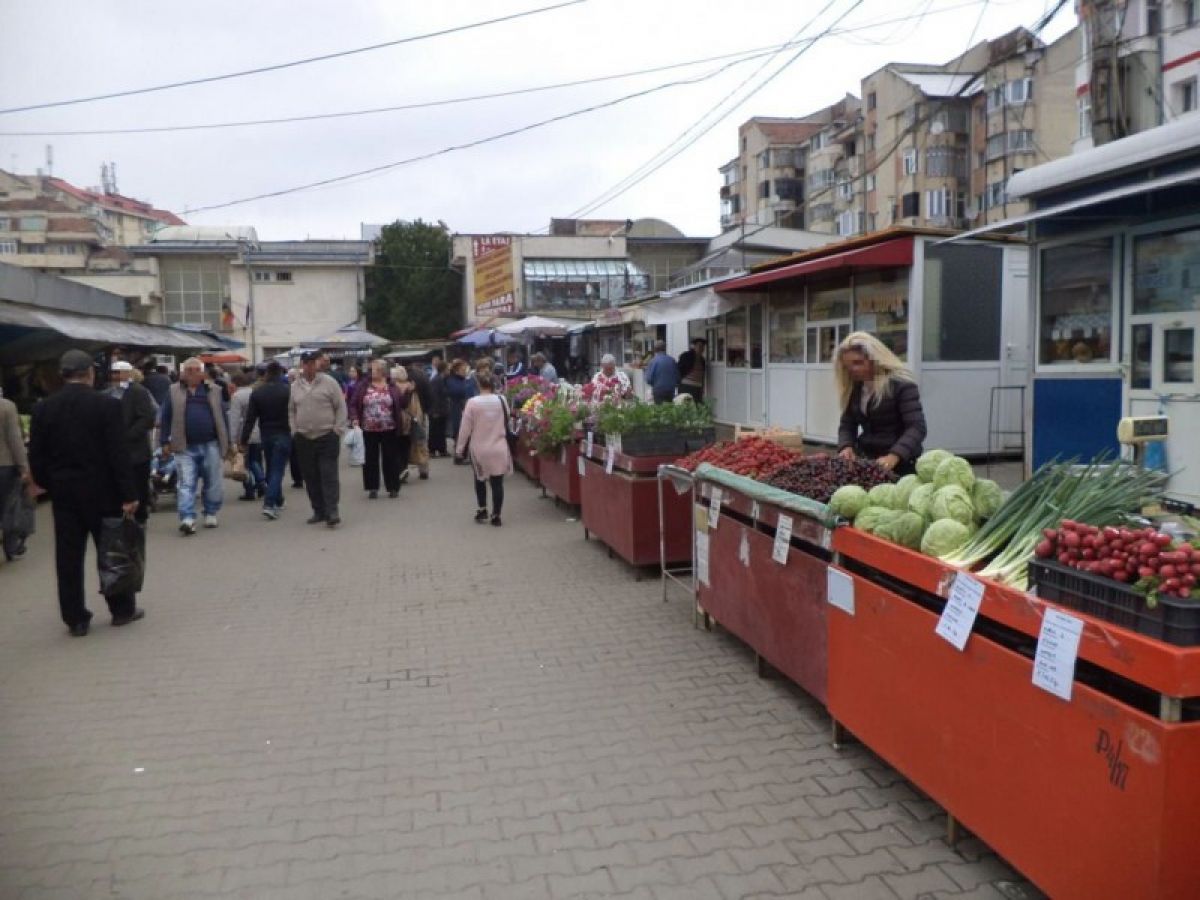 Primarul anunta ca pune camere video performante in Piata Centrala atat pentru hotii de buzunare