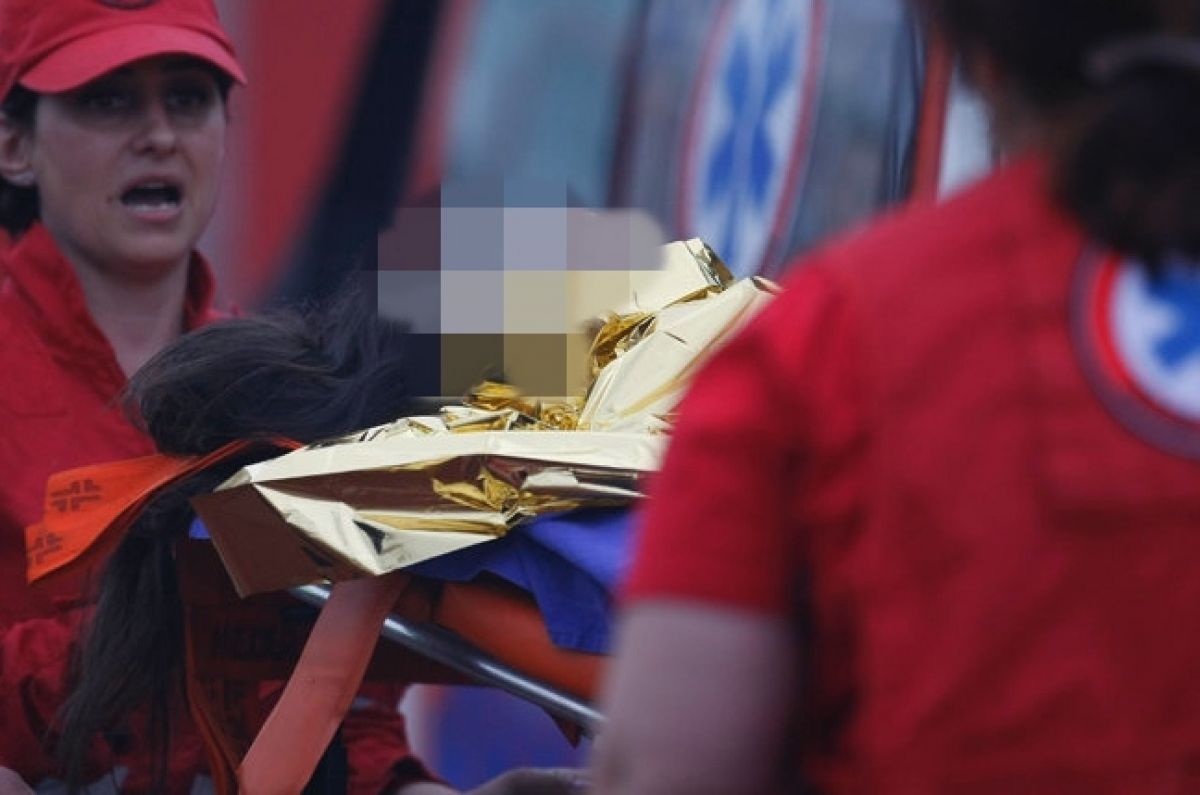 ACUM Persoana cu fata arsa, pompierii si ambulanta sunt pe drum