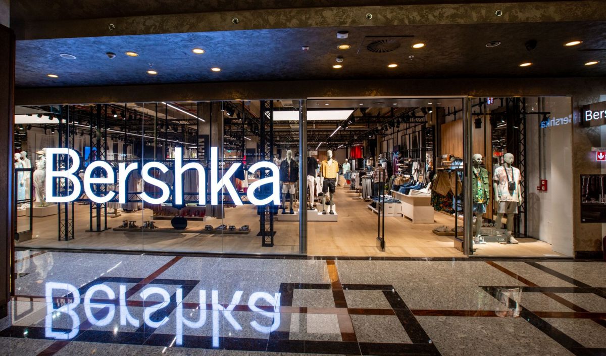 Vino La Inaugurarea Bershka Din Iulius Mall Suceava Pe 15 August